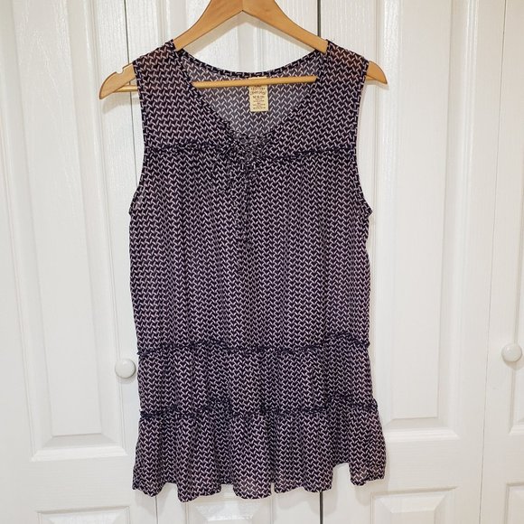 FADED GLORY LADIES  SHEER TOP  SIZE: 8/10 Navy blue with lilac pattern - Picture 1 of 5